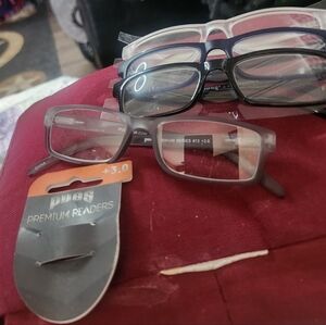 4 Pair Pugs Reading Glasses